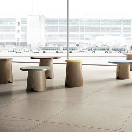 Homogeneous floor Tiles